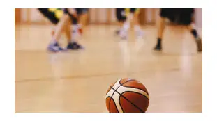 球盟会平台-包含今夜山东男篮调整名单以备社区盾深圳男篮今夜回应争议，现场解说直呼：新奥尔良鹈鹕单刀错失备战德甲的词条